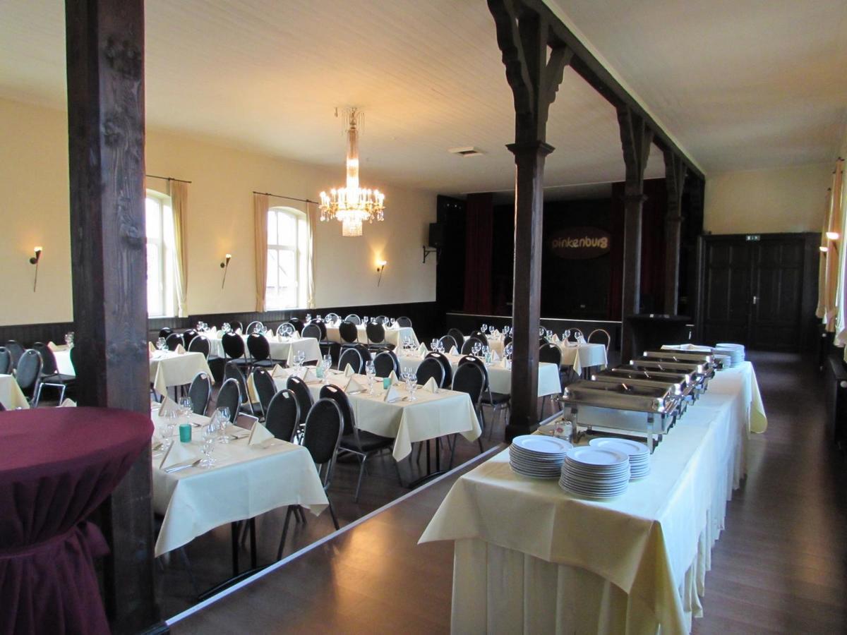 Hotel Und Restaurant Pinkenburg Wennigsen ภายนอก รูปภาพ